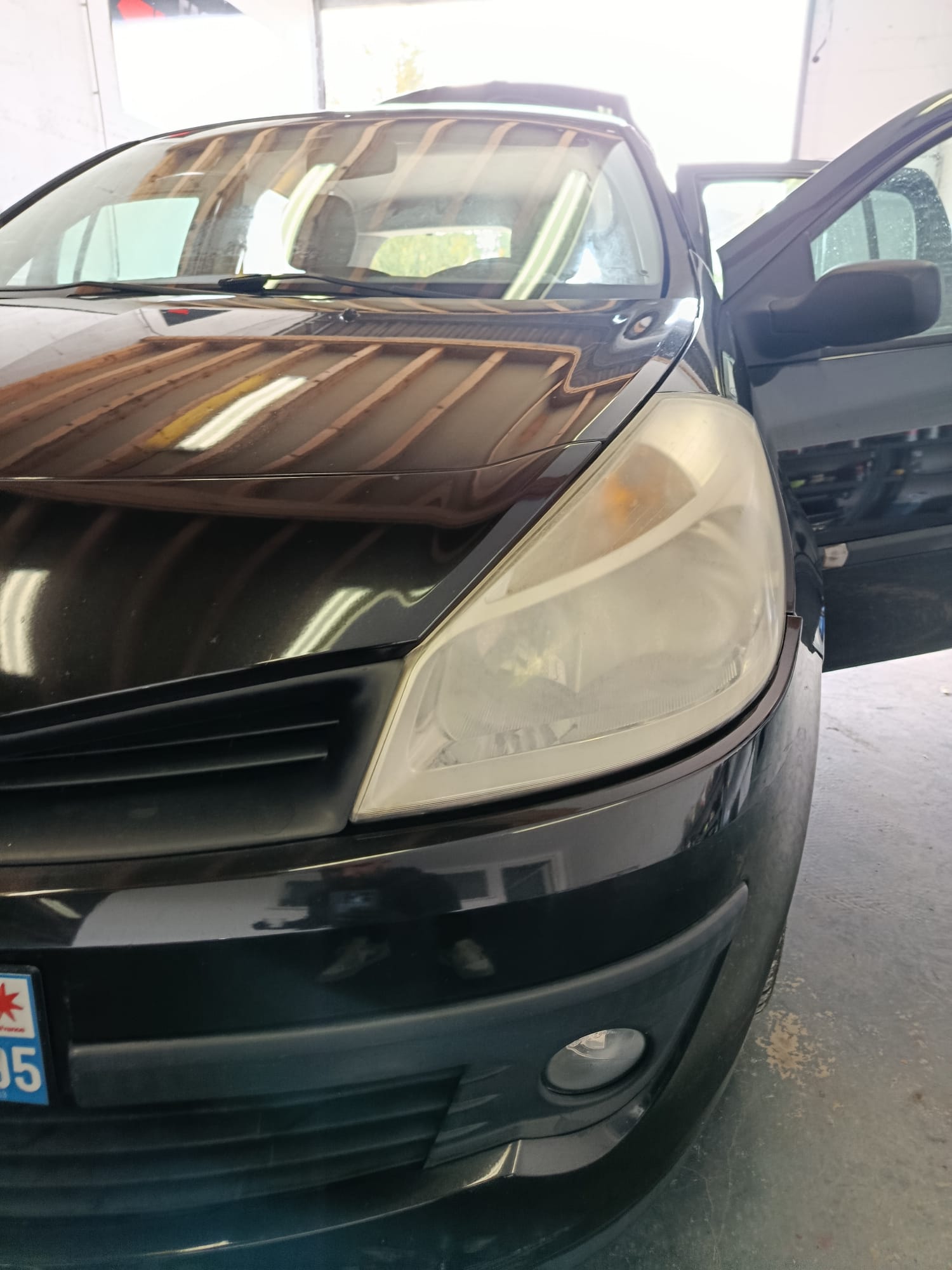 Phares rénovés Fast Detailing